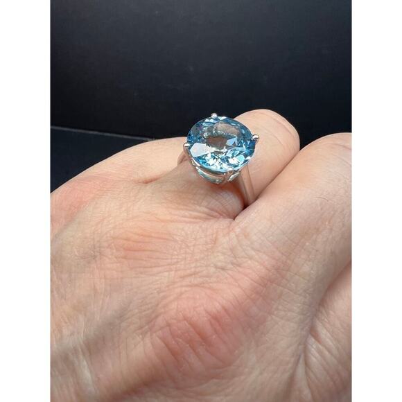 Vintage blue topaz solitaire sterling silver ring size 7 - Picture 6 of 16